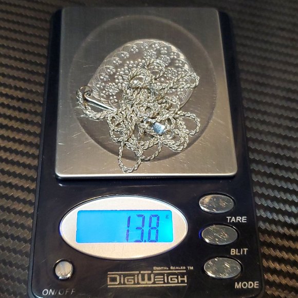 30 Inch 925 Sterling Silver Beautiful Carved Floral Large Pendant Necklace - Picture 7 of 7